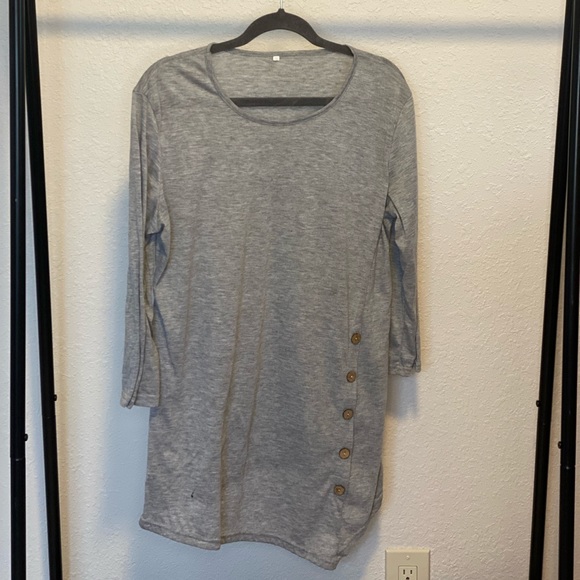 Tops - Grey 3/4 Sleeve Shirt
